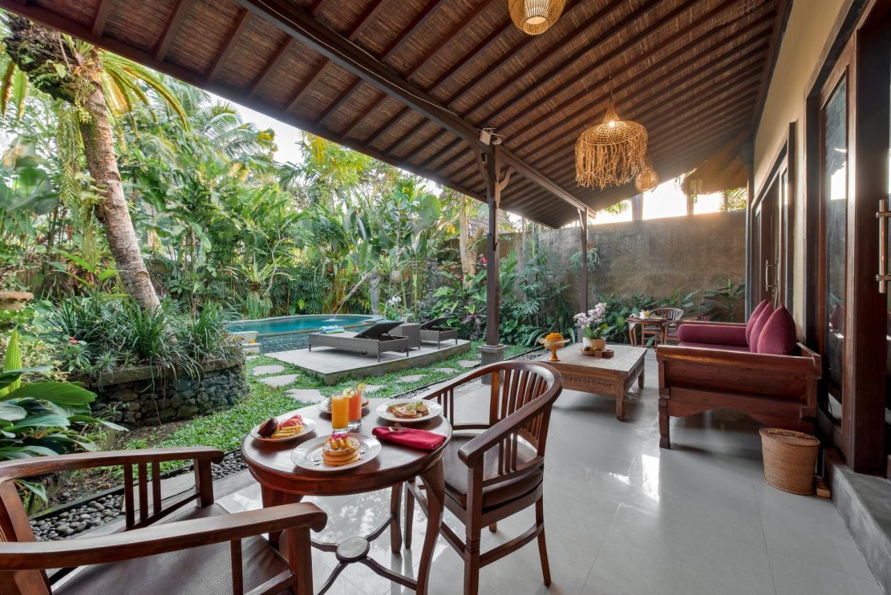 D'Bale Ananda Ubud Villa Exteriör bild